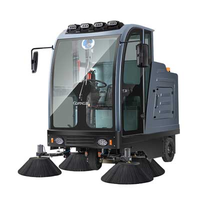 揚子駕駛式電動(dòng)掃地車(chē)